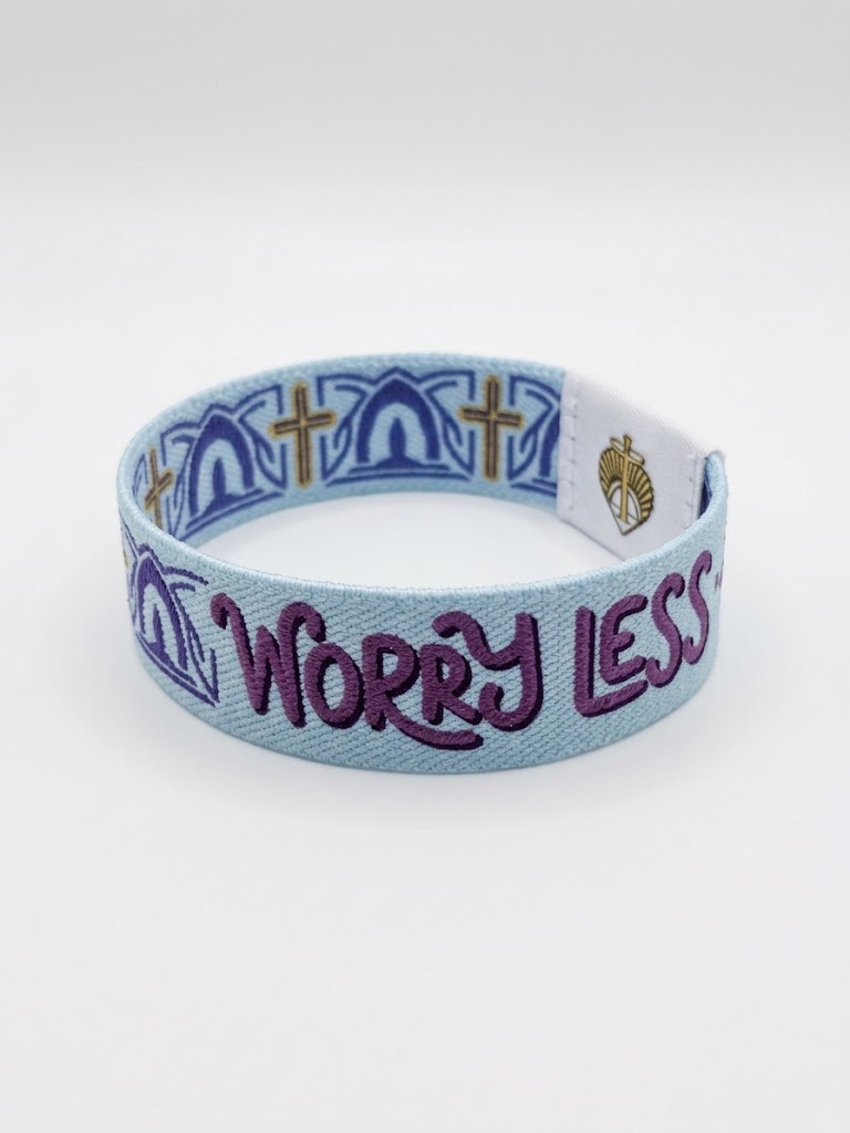 Bracelet Bible Band Croix et Pray More Worry Less, vue 1
